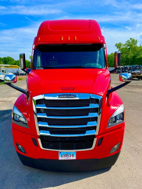 Red Freightliner, front view